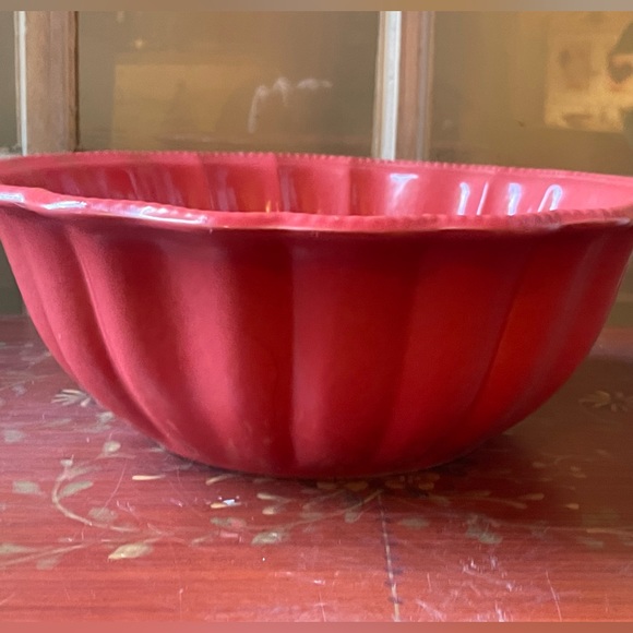 Vintage Cerutil Stoneware Large Scalloped Fluted
Serving Bowl Portugal 10.5* - Picture 13 of 16